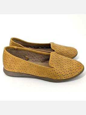 Cliffs By White Mountain Slip On Loafers - Size 8 Womens - Goldenrod Gold Yellow